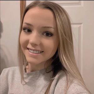 Meet your Posher, Cara